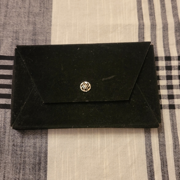 New! Things Remembered Engraveable Heart Frame - Picture 5 of 5